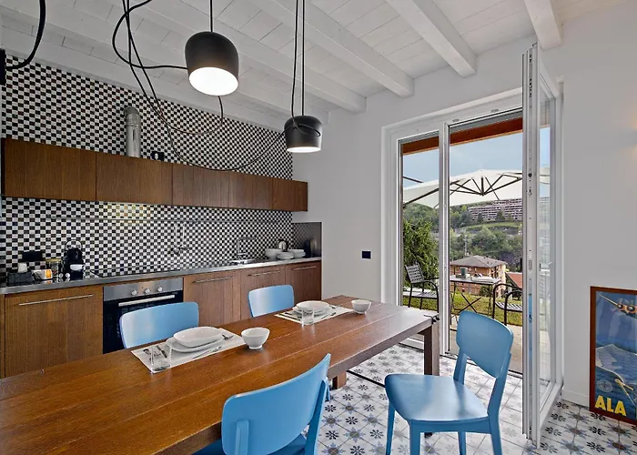 بيت للعطل Caffe Maya مازلِيانيكو