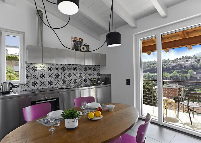 بيت للعطل Caffe Maya