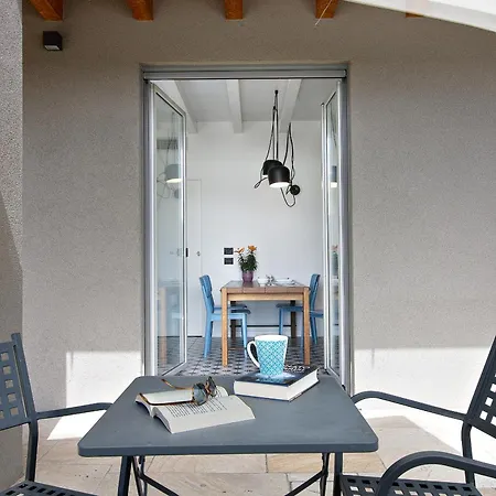 Caffe Maya 度假居